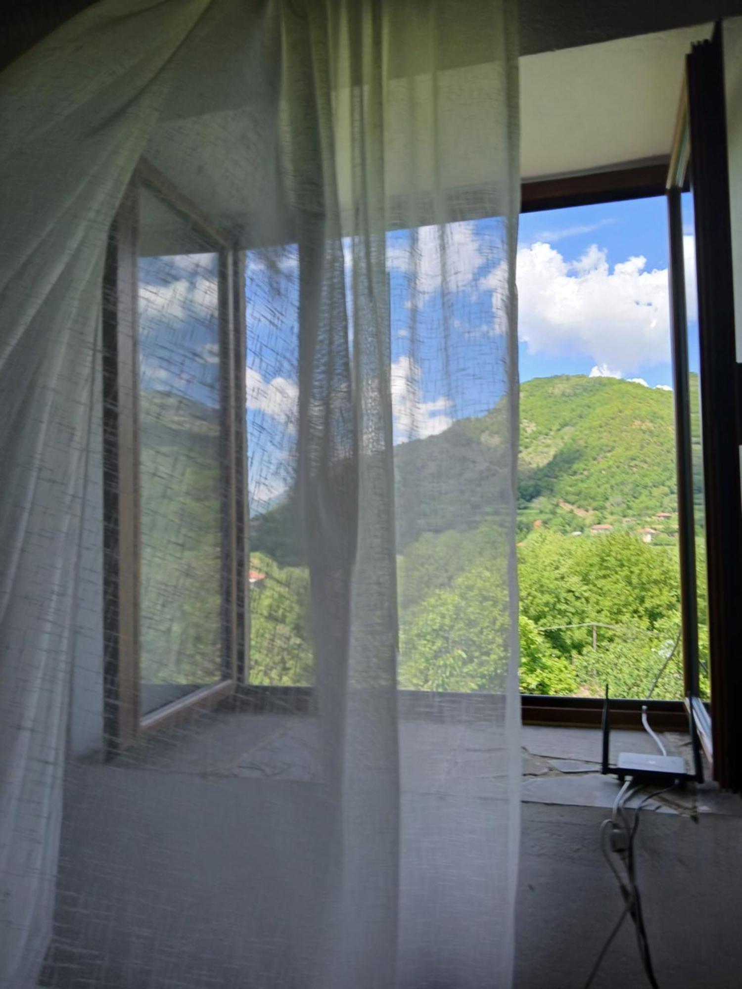 Bujtina Tusha Hotel Priska e Madhe Bagian luar foto