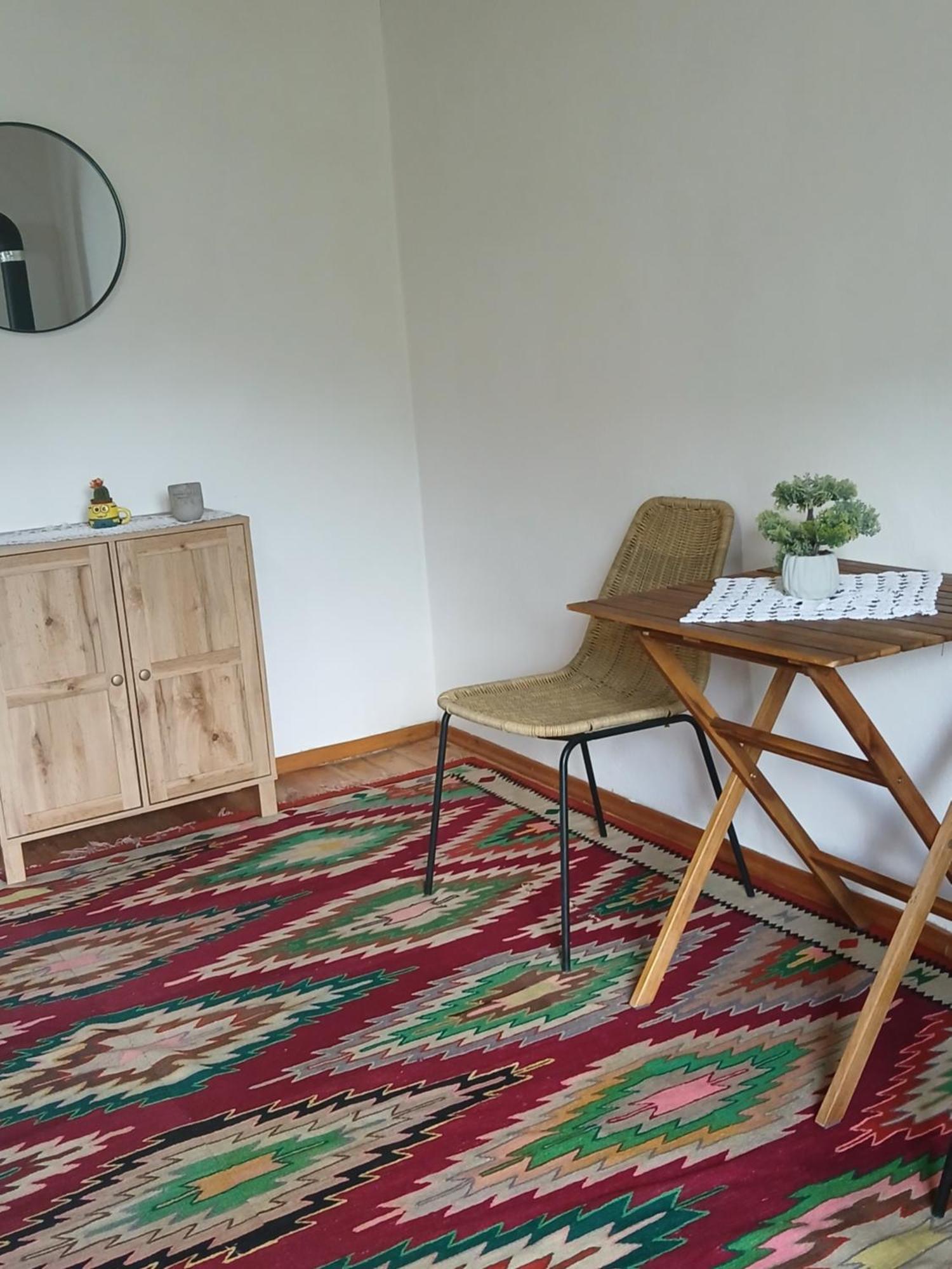 Bujtina Tusha Hotel Priska e Madhe Bagian luar foto